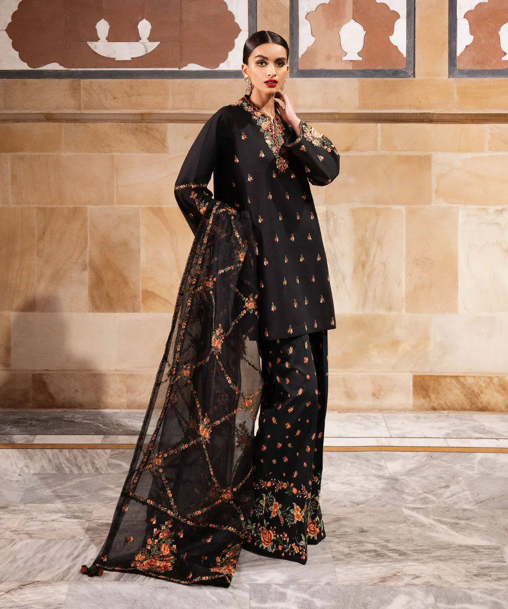 3 Piece - Embroidered Lawn Suit