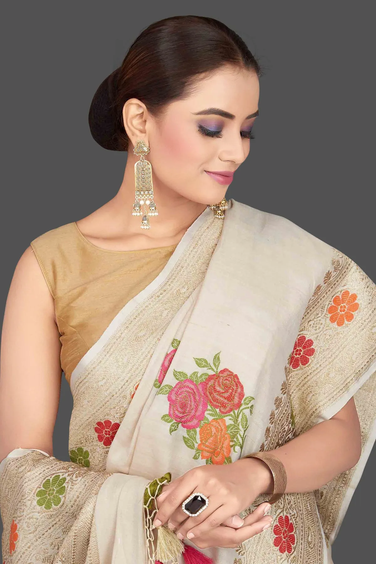 90K560-RO Cream Tussar Georgette Sari with Floral Weave Buta and Zari Border