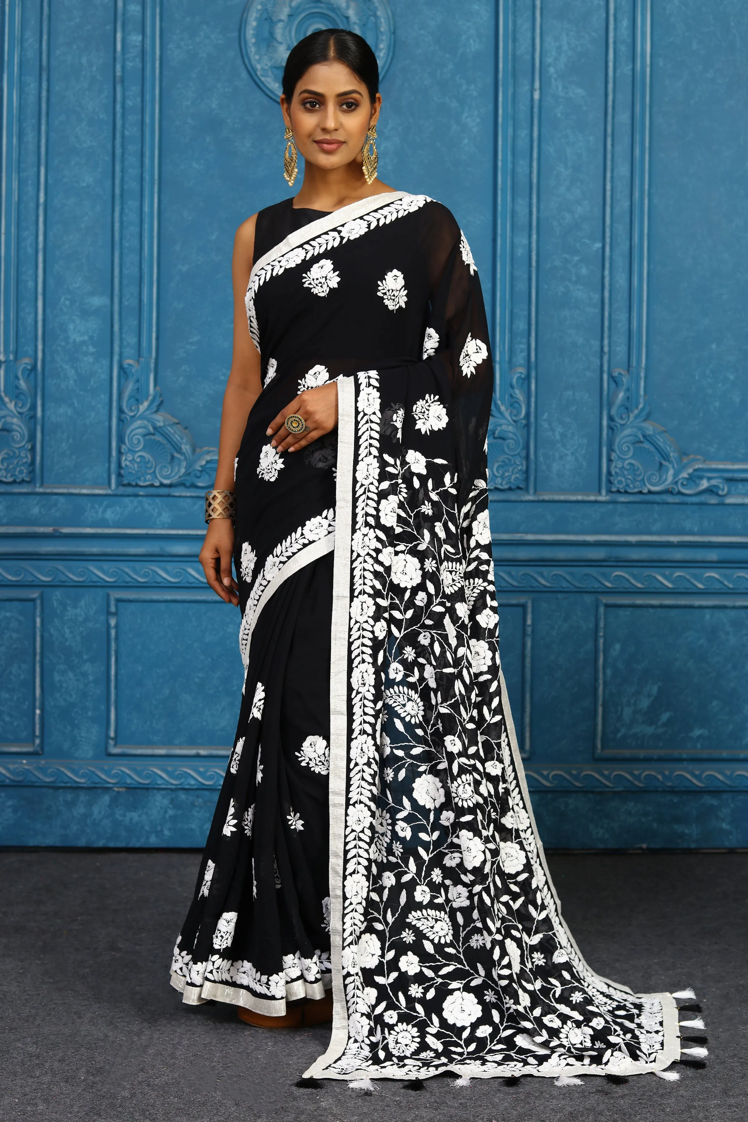 91A454 Black Phulkari Embroidery Saree