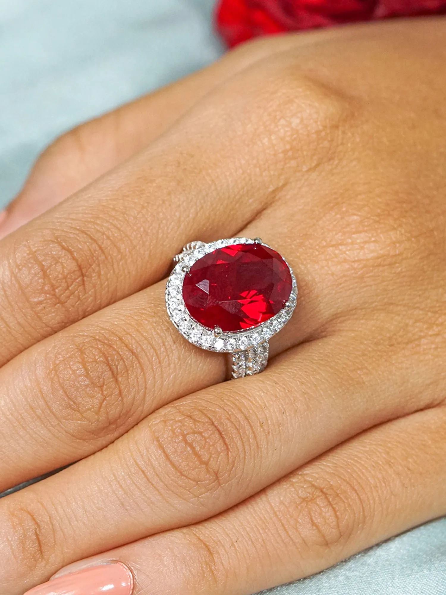 Glamm Ruby Oval Ring In 925 Silver