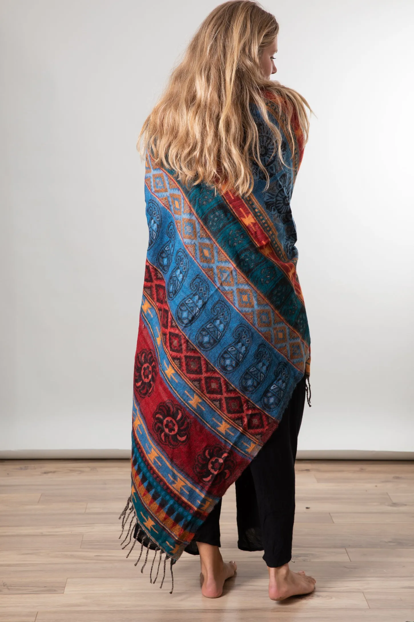 Kiyana Buta Blanket Shawl