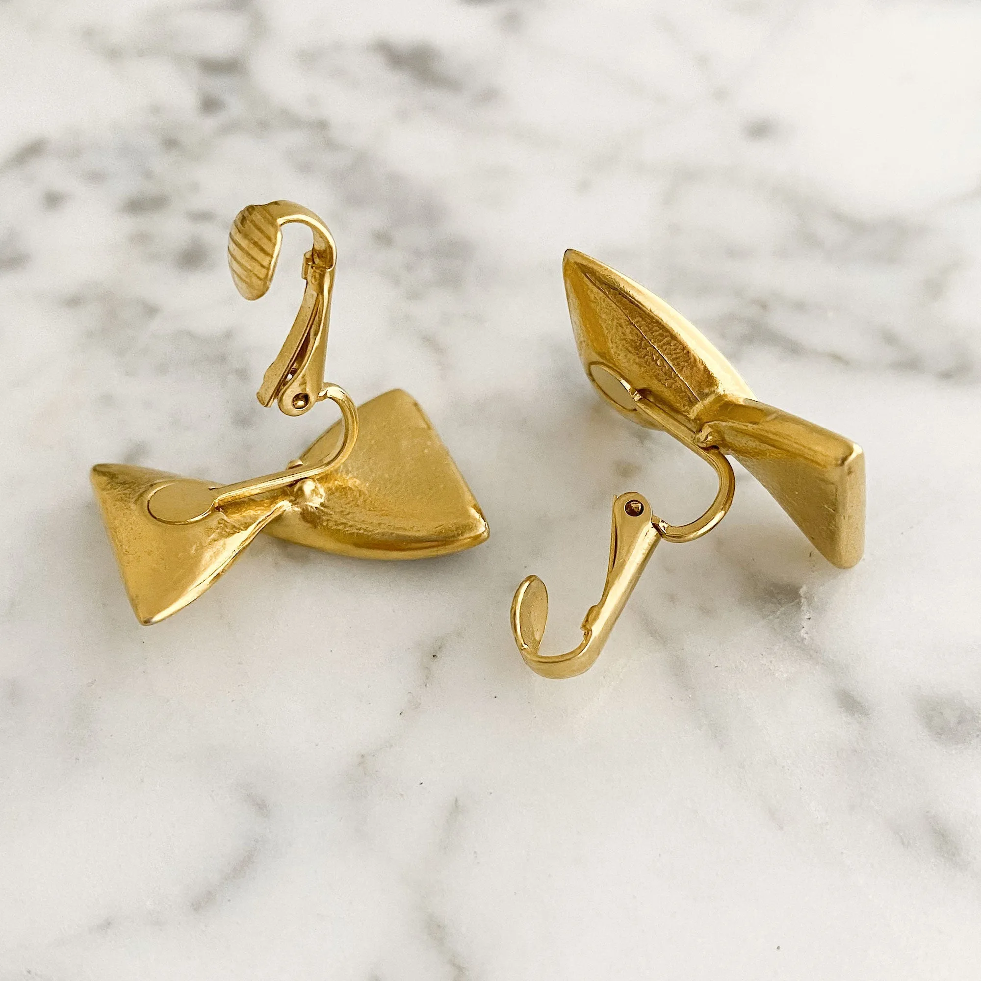 PARRY black and gold bow clip earrings