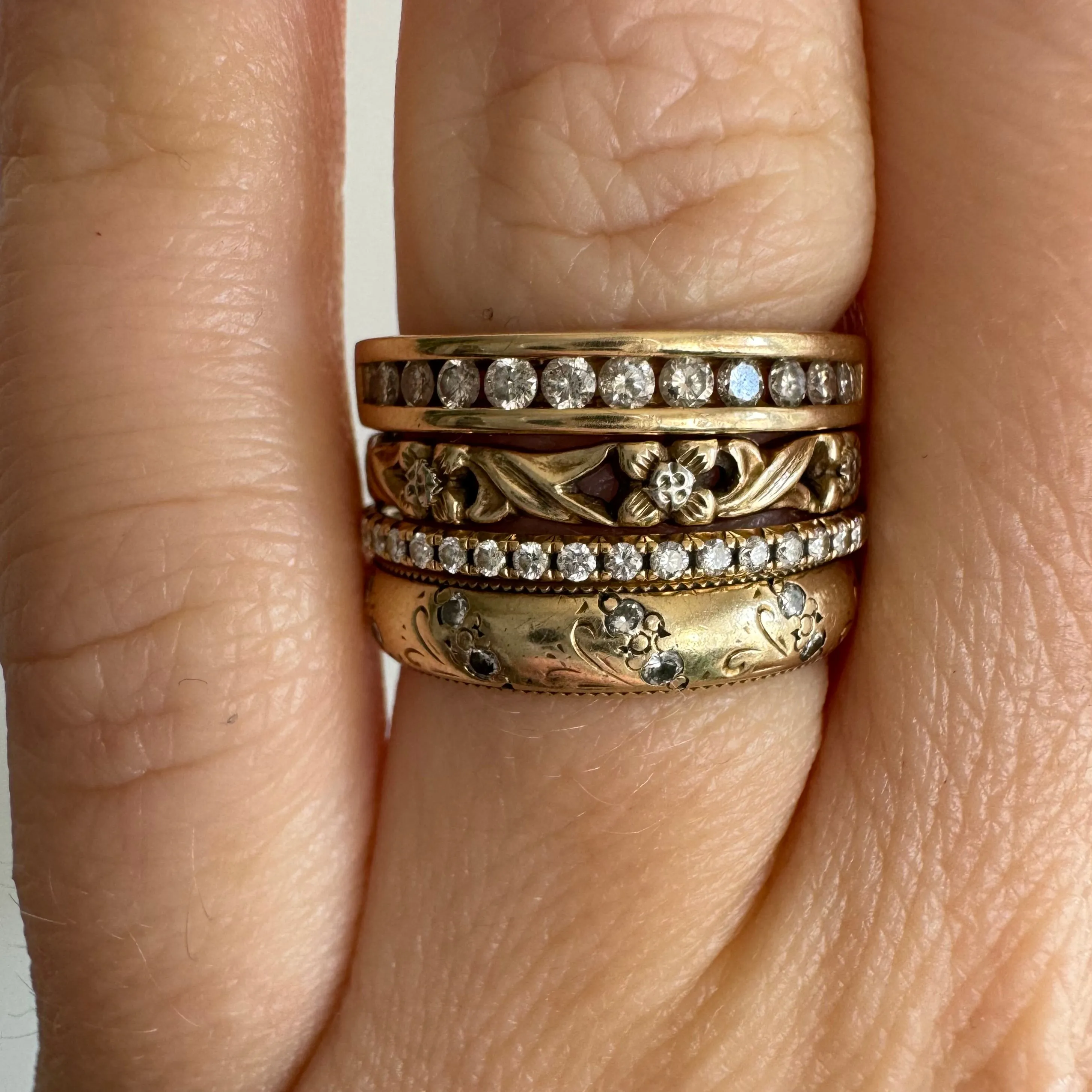 V I N T A G E // hidden LOVE / 10k yellow gold and channel set diamond half eternity band / size 5