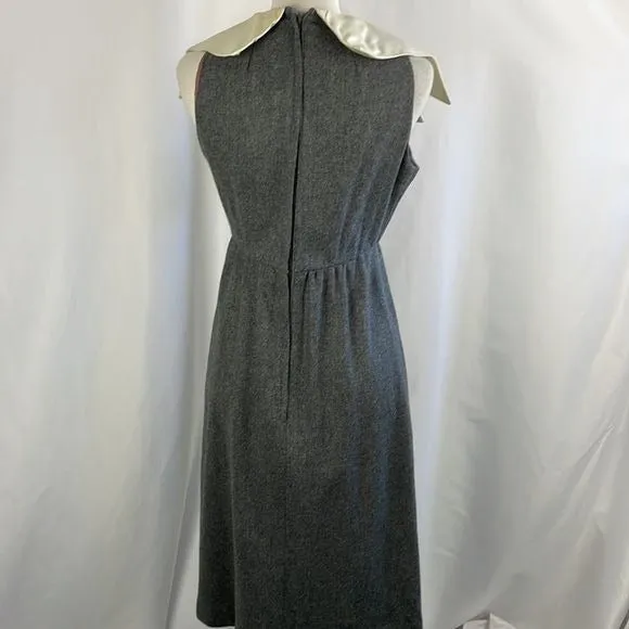 Vintage Grey Wool w Flowers Dress